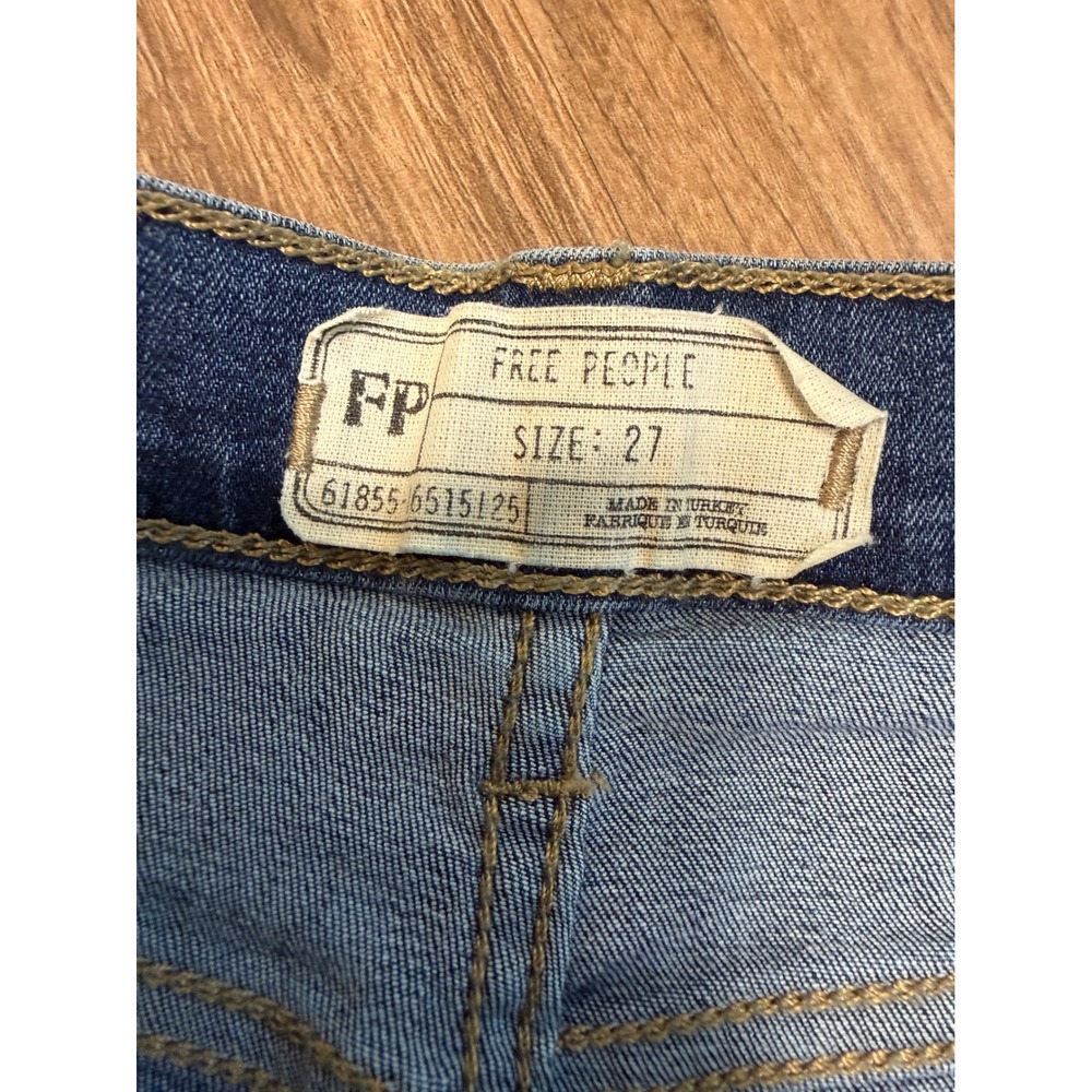 Free People Embroidered Peacock Skinny Jeans Blue Denim Raw Hem Size 27 - Picture 7 of 12